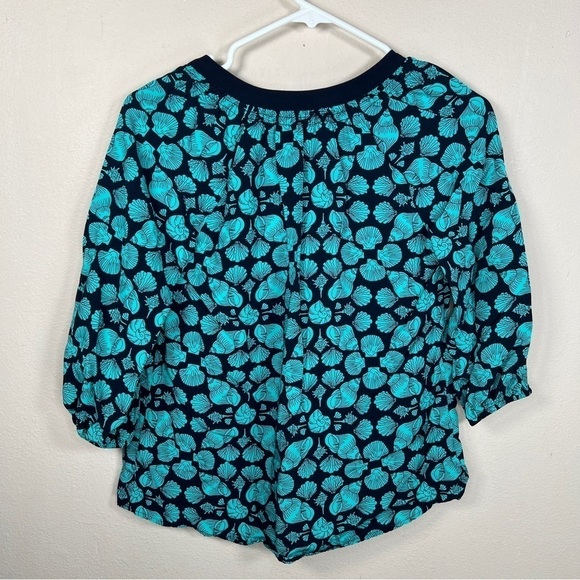 XS CROWN AND IVY TEAL BLUE SEASHELL BLOUSE HENLEY  TOP BOHO LIGHTWEIGHT - Picture 2 of 10